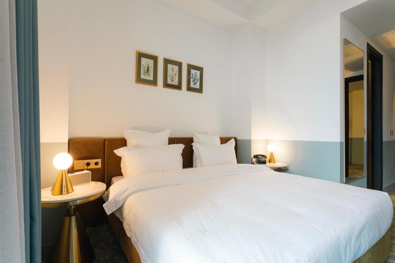 Castor & Pollux Hotel Tbilisi Exterior foto