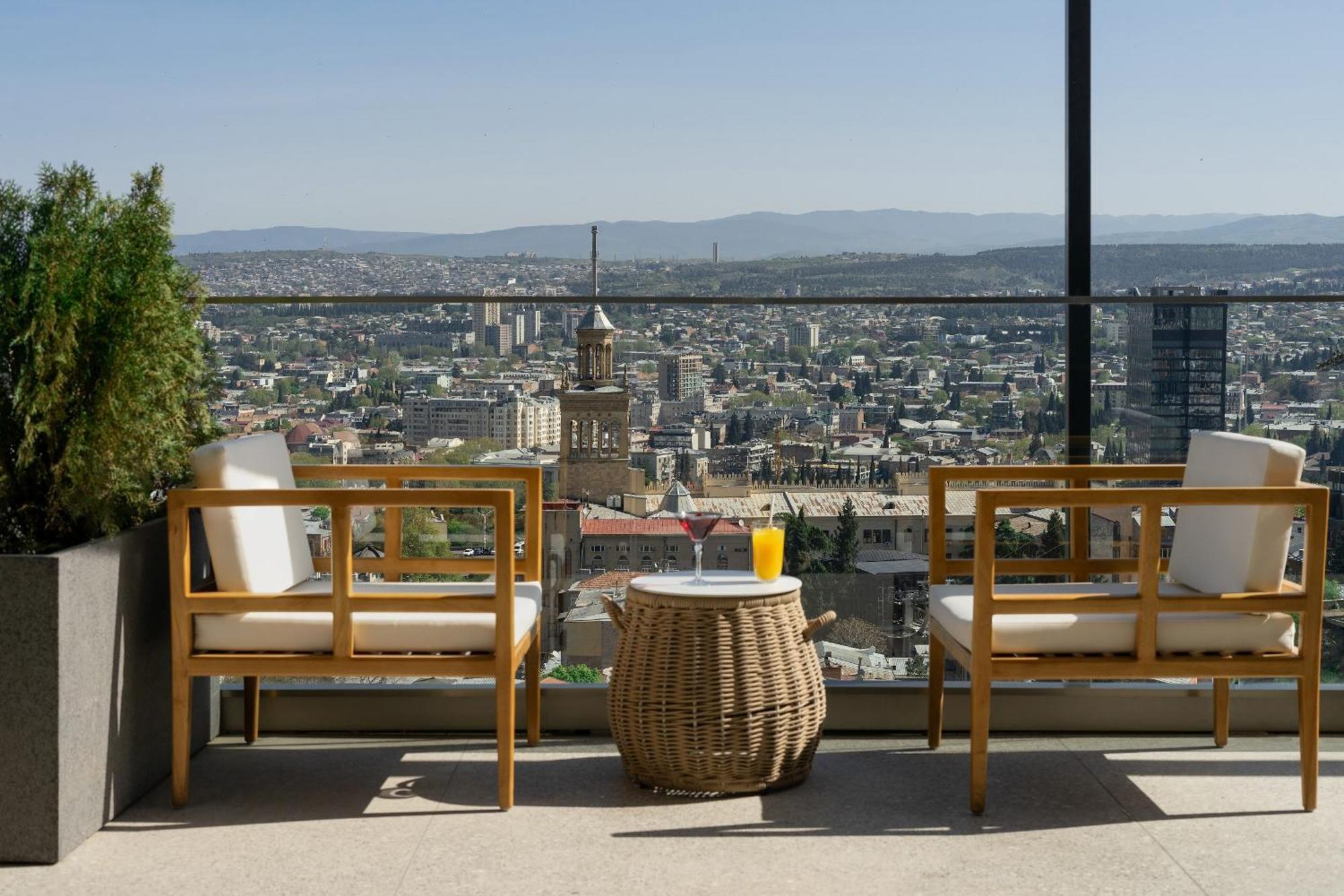 Castor & Pollux Hotel Tbilisi Exterior foto